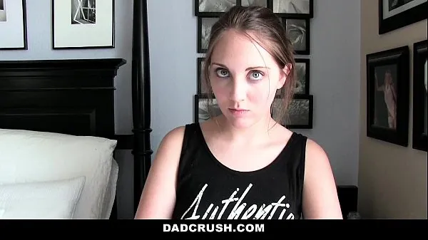 Pozrite si DadCrush- Caught and Punished StepDaughter (Nickey Huntsman) For Sneaking energetické klipy