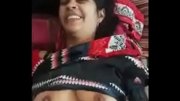 Very cute Desi teen having sex. For full video visit انرجی کلپس دیکھیں