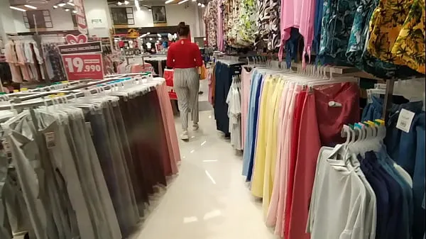 Watch I chase an unknown woman in the clothing store and show her my cock in the fitting rooms energy Clips